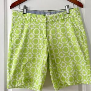 Crown & Ivy Trellis Print Bermuda Shorts w Pockets, Lime Green & White Size 6